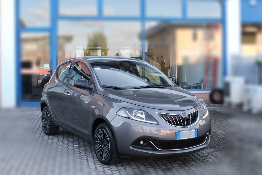 Lancia  Ypsilon